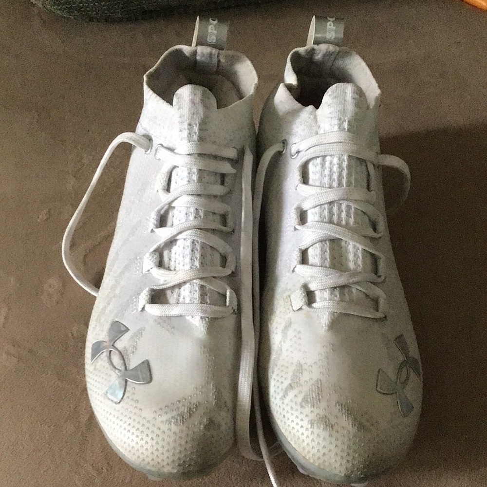 Under armor football cleats